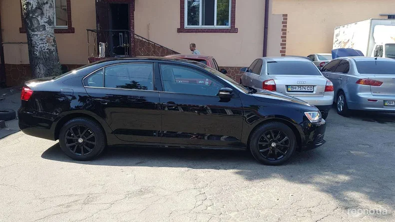 Volkswagen Jetta 2014 - 5