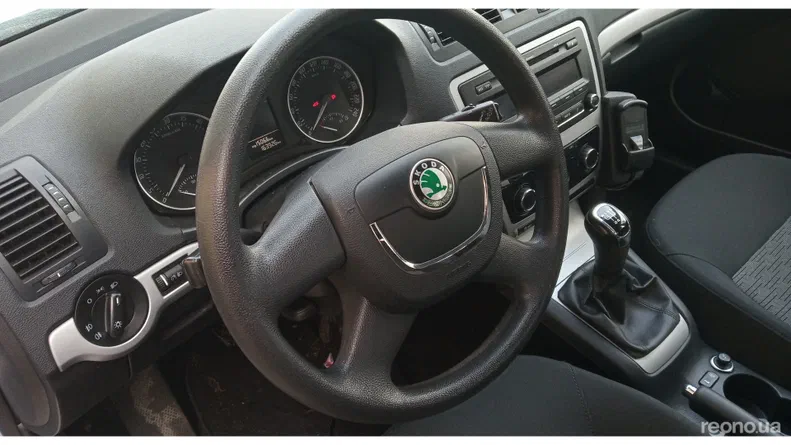 Skoda Octavia 2012 - 10