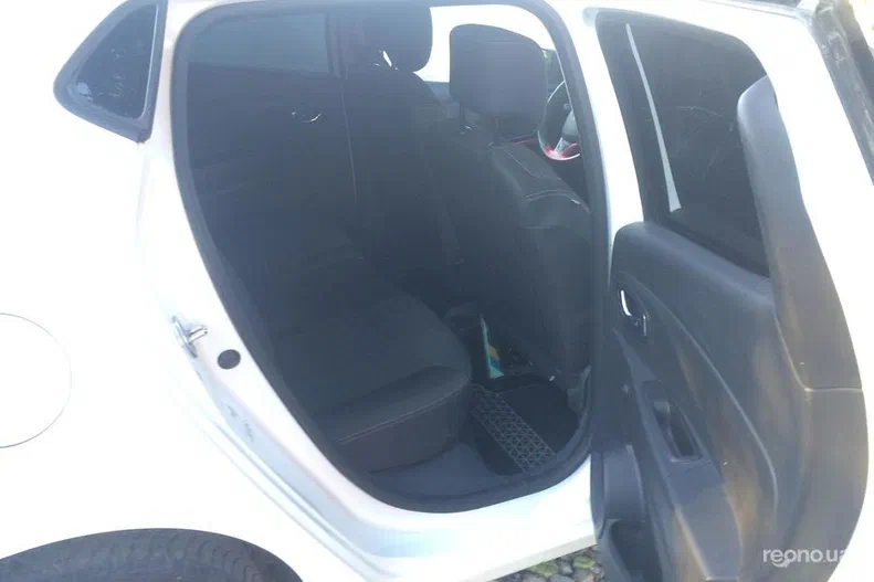 Renault Clio 2013 - 7