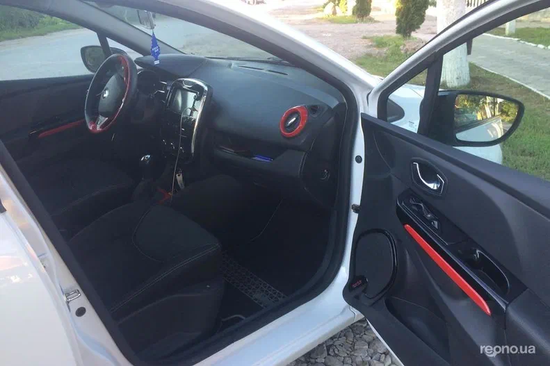 Renault Clio 2013 - 10