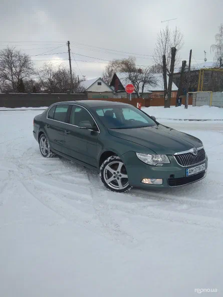 Skoda Superb 2013 - 6