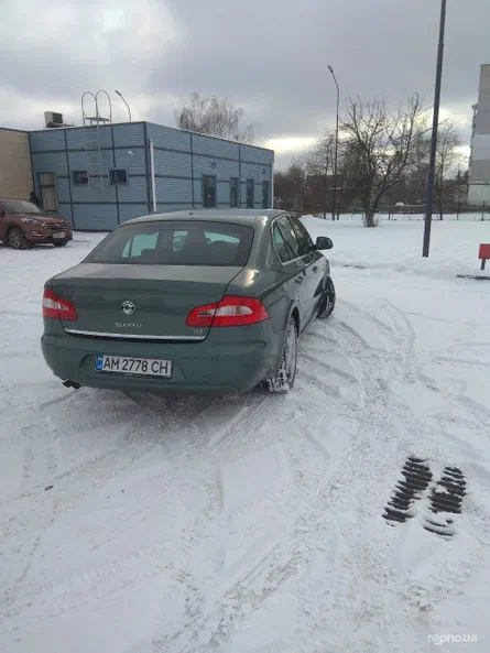 Skoda Superb 2013 - 5