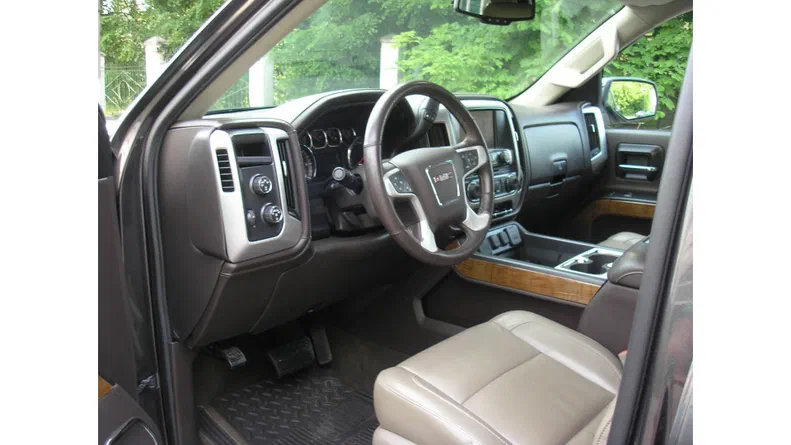 GMC Savana 2014 - 13