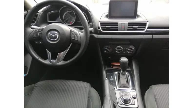 Mazda 3 2016