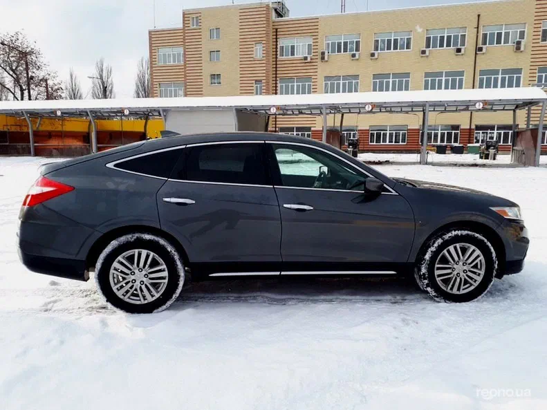 Honda Crosstour 2013 - 10