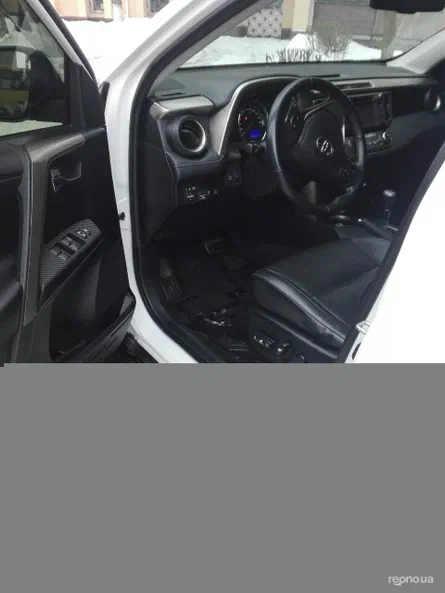 Toyota RAV4 2013 - 8