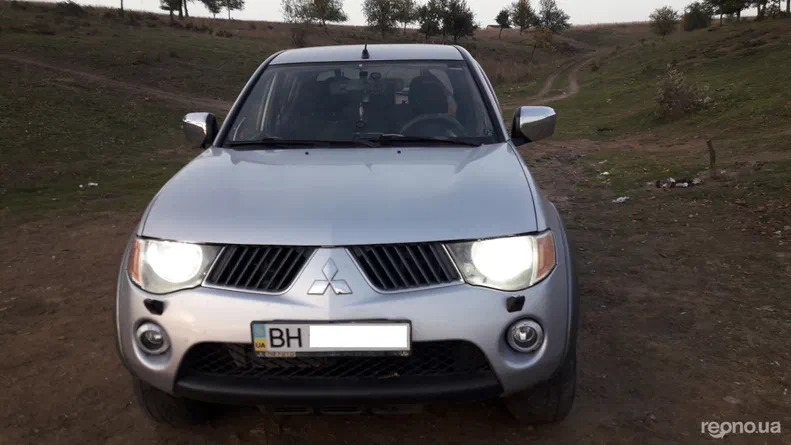 Mitsubishi L200 2008