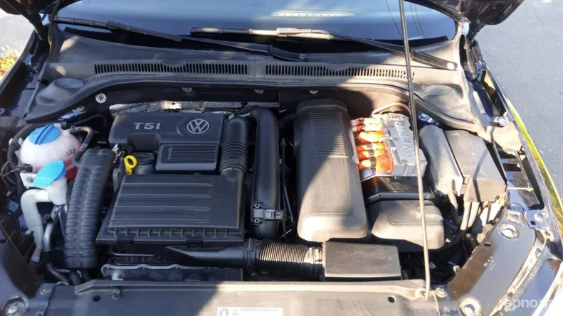 Volkswagen Jetta 2013 - 6