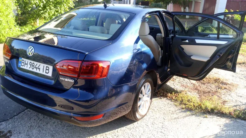 Volkswagen Jetta 2013 - 19