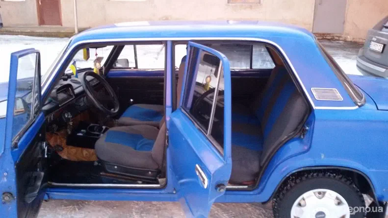 Lada (ВАЗ) 2101 1975 - 9