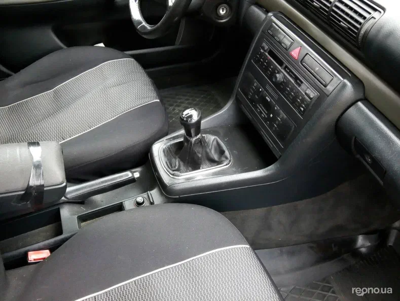 Audi A4 2000 - 8