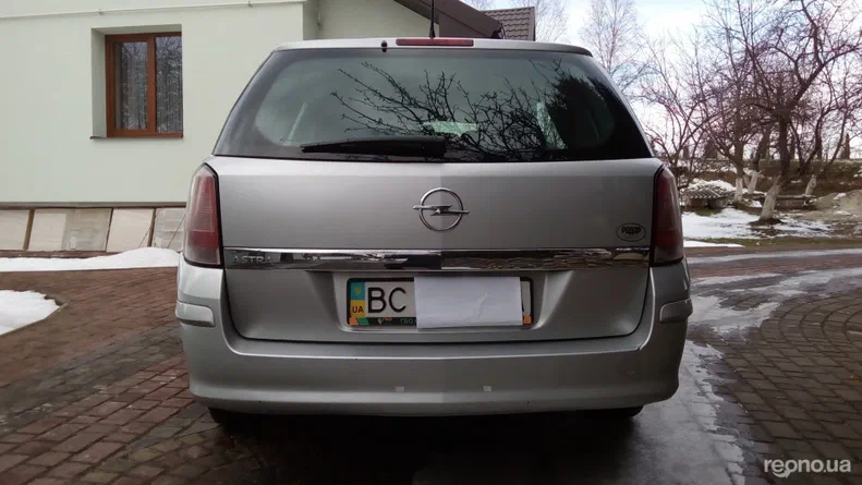 Opel Astra 2013