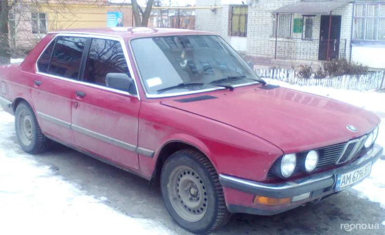 BMW 5 серии 1986