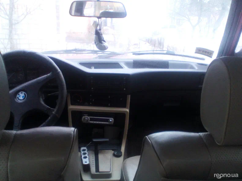 BMW 5 серии 1986