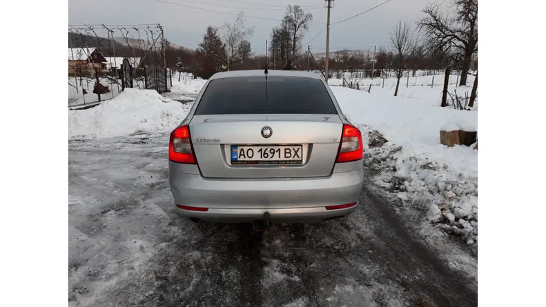 Skoda Octavia 2009 - 5