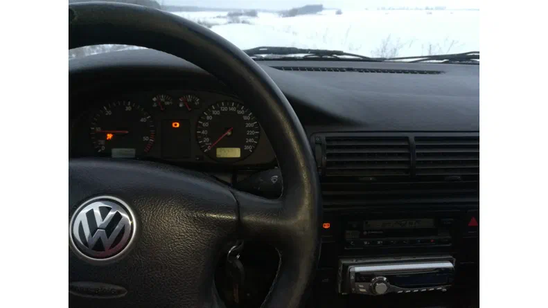 Volkswagen Passat 2000 - 8