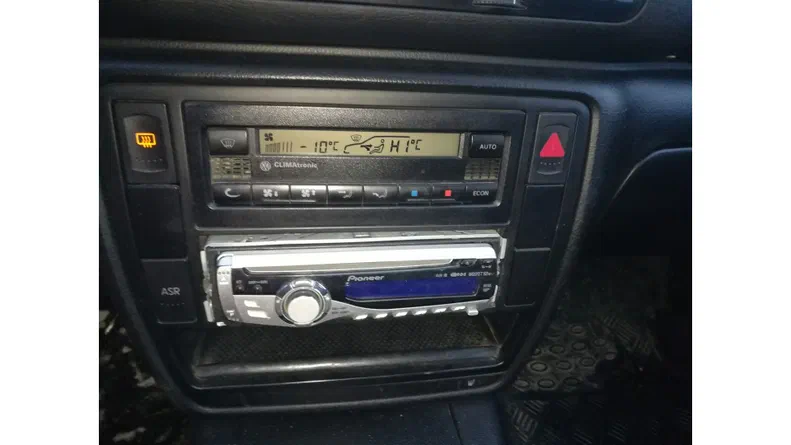 Volkswagen Passat 2000 - 7