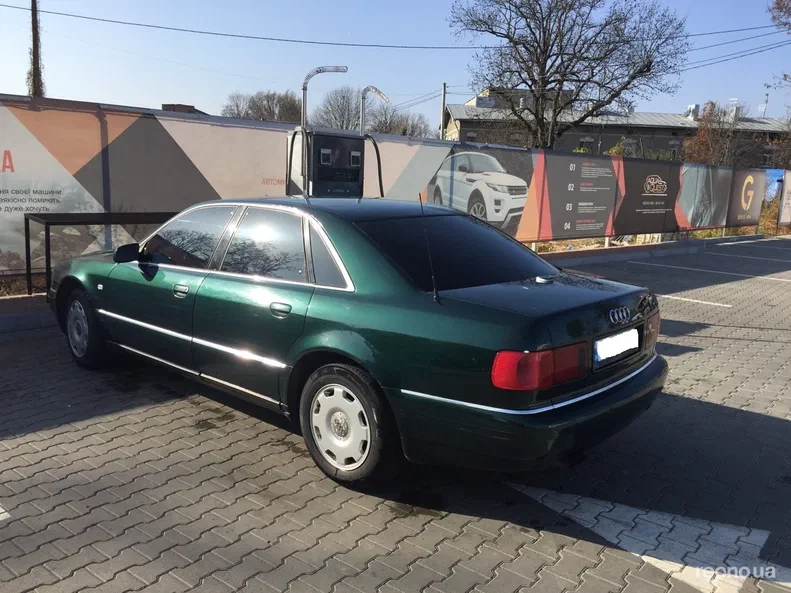 Audi A8 2000 - 5