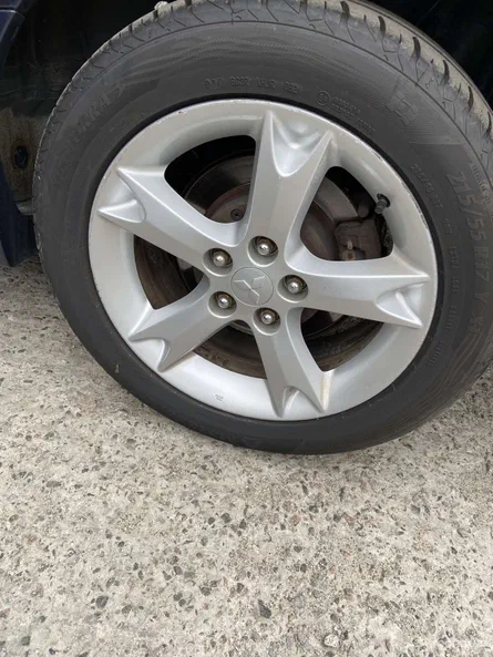 Mitsubishi Grandis 2008