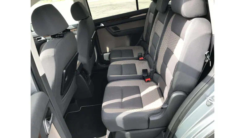 Volkswagen Touran 2008 - 11