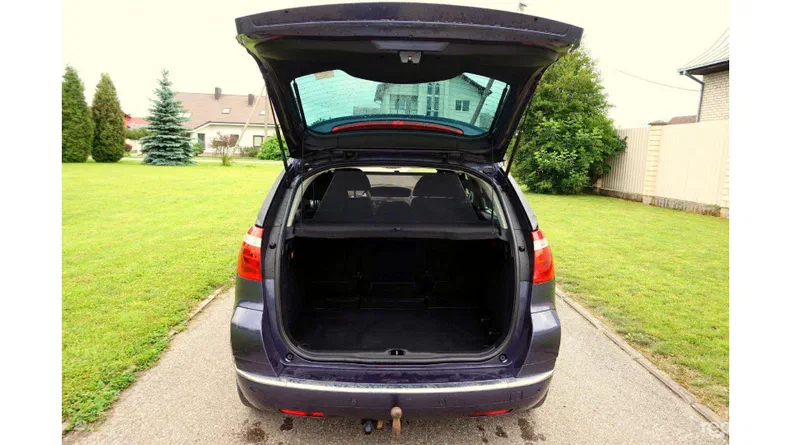 Citroen C4 Picasso 2008 - 9