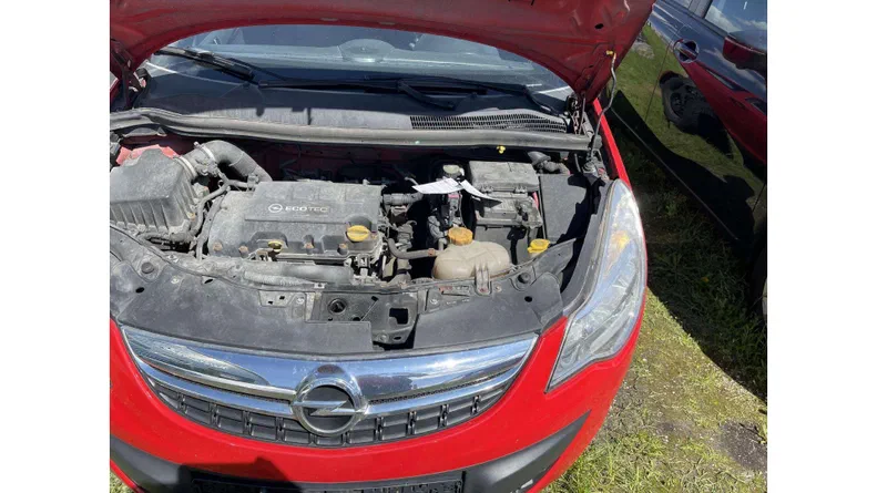 Opel Corsa 2012 - 10