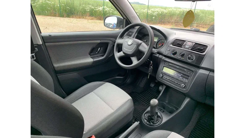 Skoda Fabia 2012 - 7