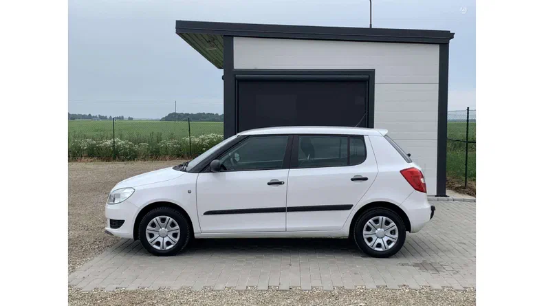 Skoda Fabia 2012 - 5