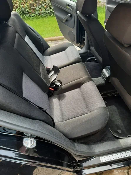 Volkswagen Golf 2002 - 6