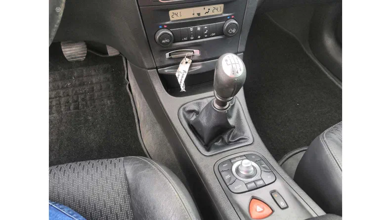 Renault Laguna 2008 - 7