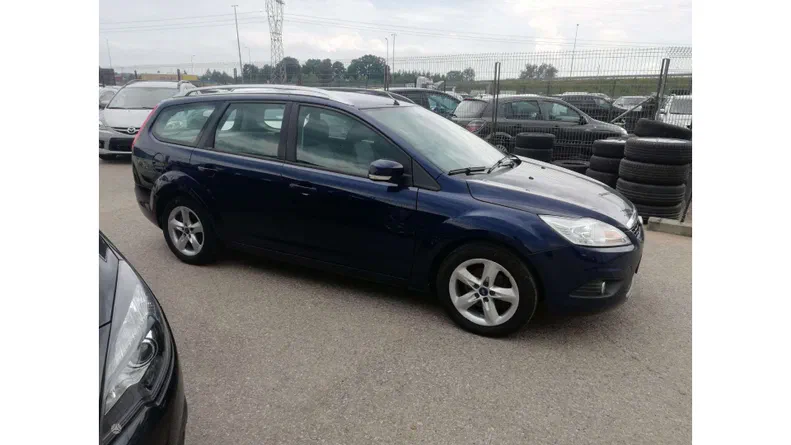Ford Focus 2011 - 9
