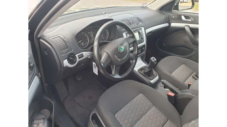Skoda Octavia 2011