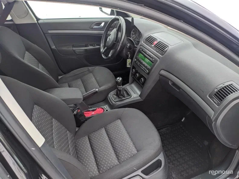 Skoda Octavia 2012 - 6