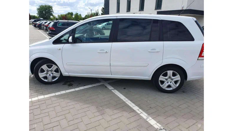 Opel Zafira 2009