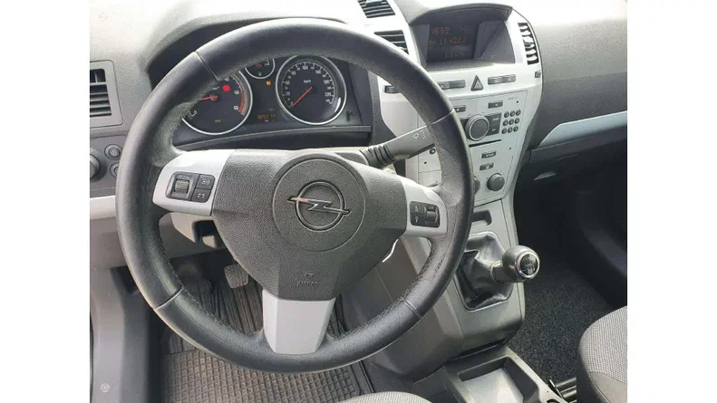 Opel Zafira 2009 - 7