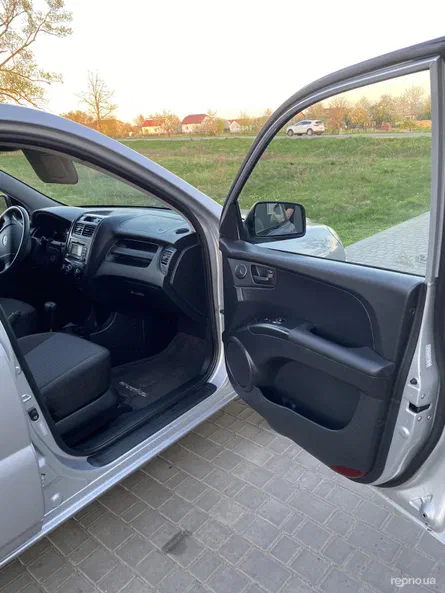 Kia Sportage 2009 - 11