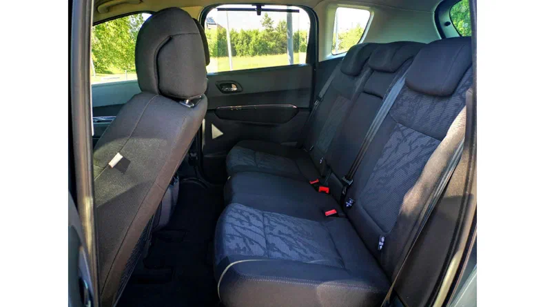 Peugeot 3008 2009 - 6