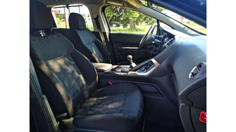 Peugeot 3008 2009 - 5