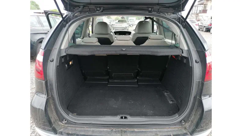 Citroen C4 Picasso 2011 - 8