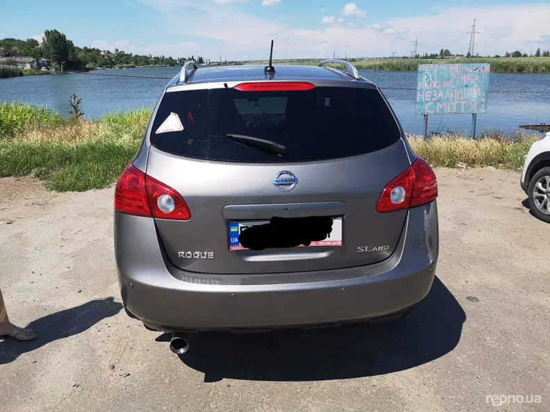 Nissan Rogue 2008