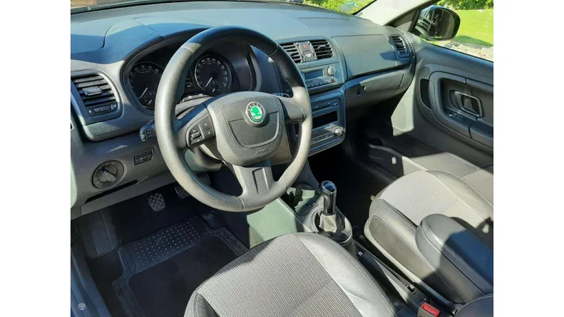 Skoda Fabia 2010 - 22