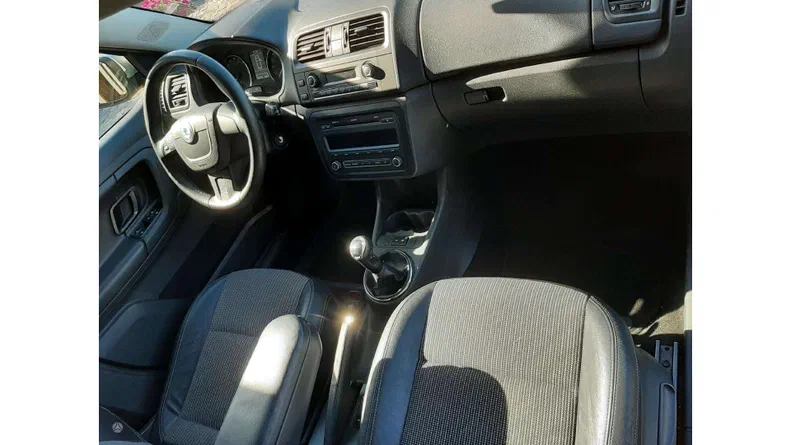 Skoda Fabia 2010 - 13