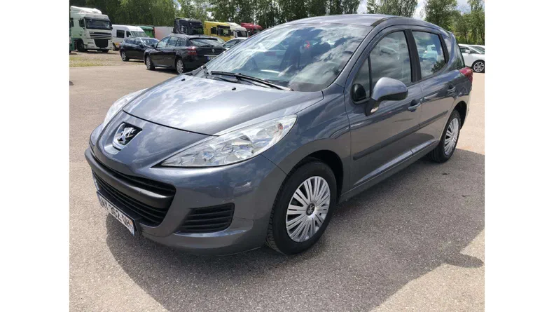 Peugeot 207 2010 - 13