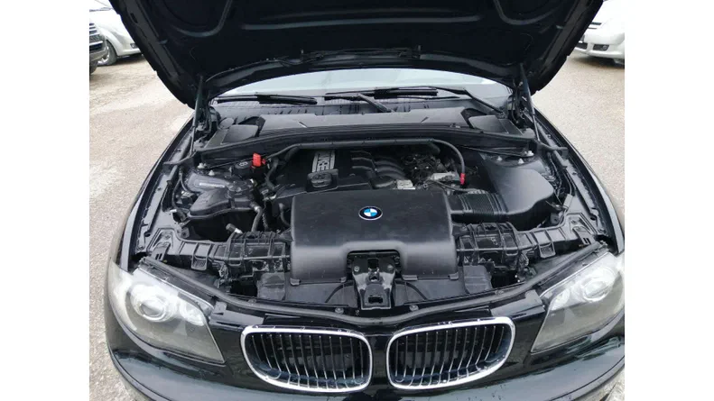 BMW 1 серія 2008 - 8