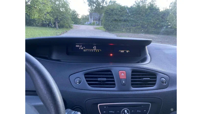 Renault Scenic 2011 - 10