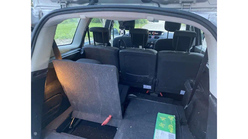 Renault Scenic 2011 - 17