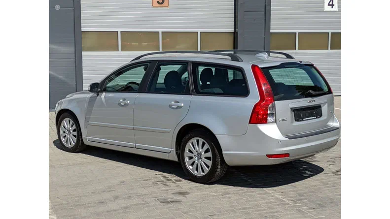 Volvo V40 2008