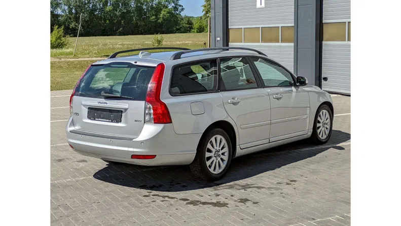 Volvo V40 2008 - 6
