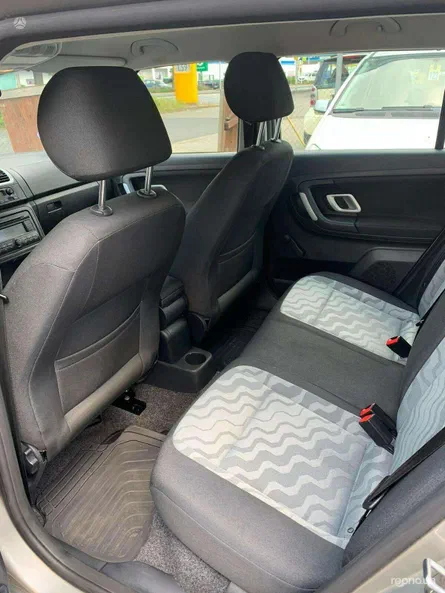 Skoda Fabia 2008 - 8