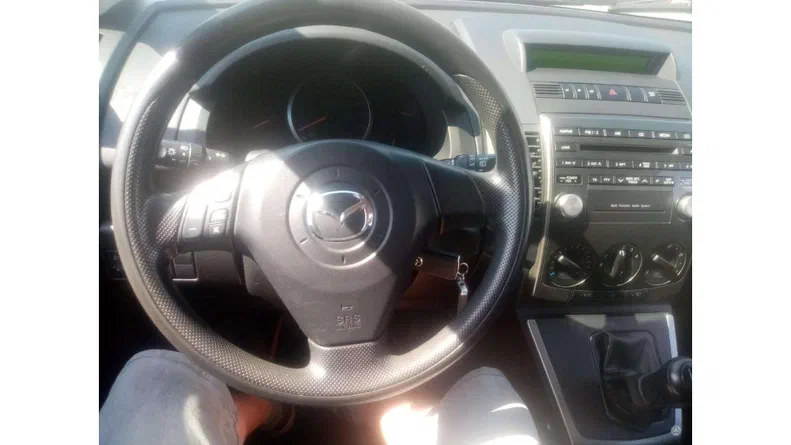 Mazda 5 2009 - 13